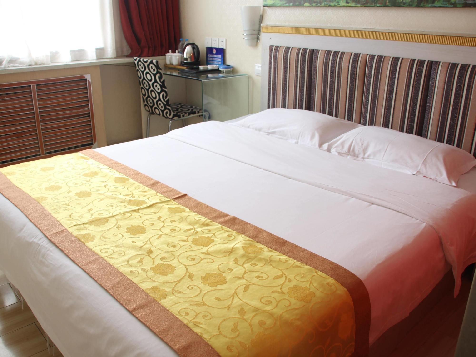 Super 8 Hotel Beijing Shijingshan Jiujiuyuan Eksteriør bilde